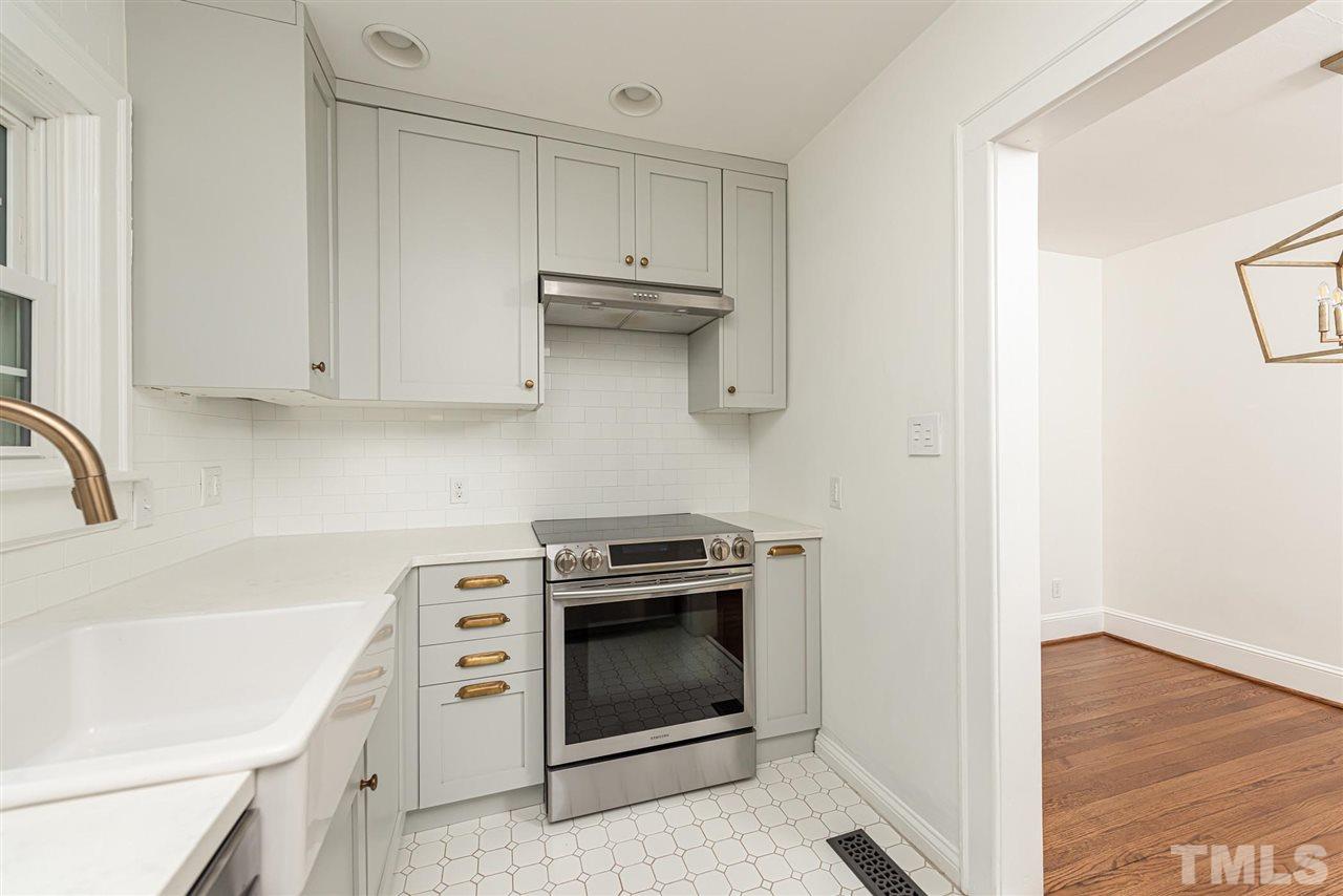 1817 Ridley Street Raleigh, NC 27608 - Photo 5 of 24