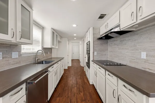 $320,000 | 3407 Rockyridge Drive, Houston, TX 77063