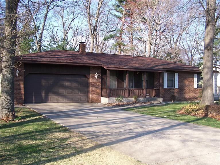 1340 Robin Road Muskegon, MI 49445 - Photo 1 of 11 Primary Photo
