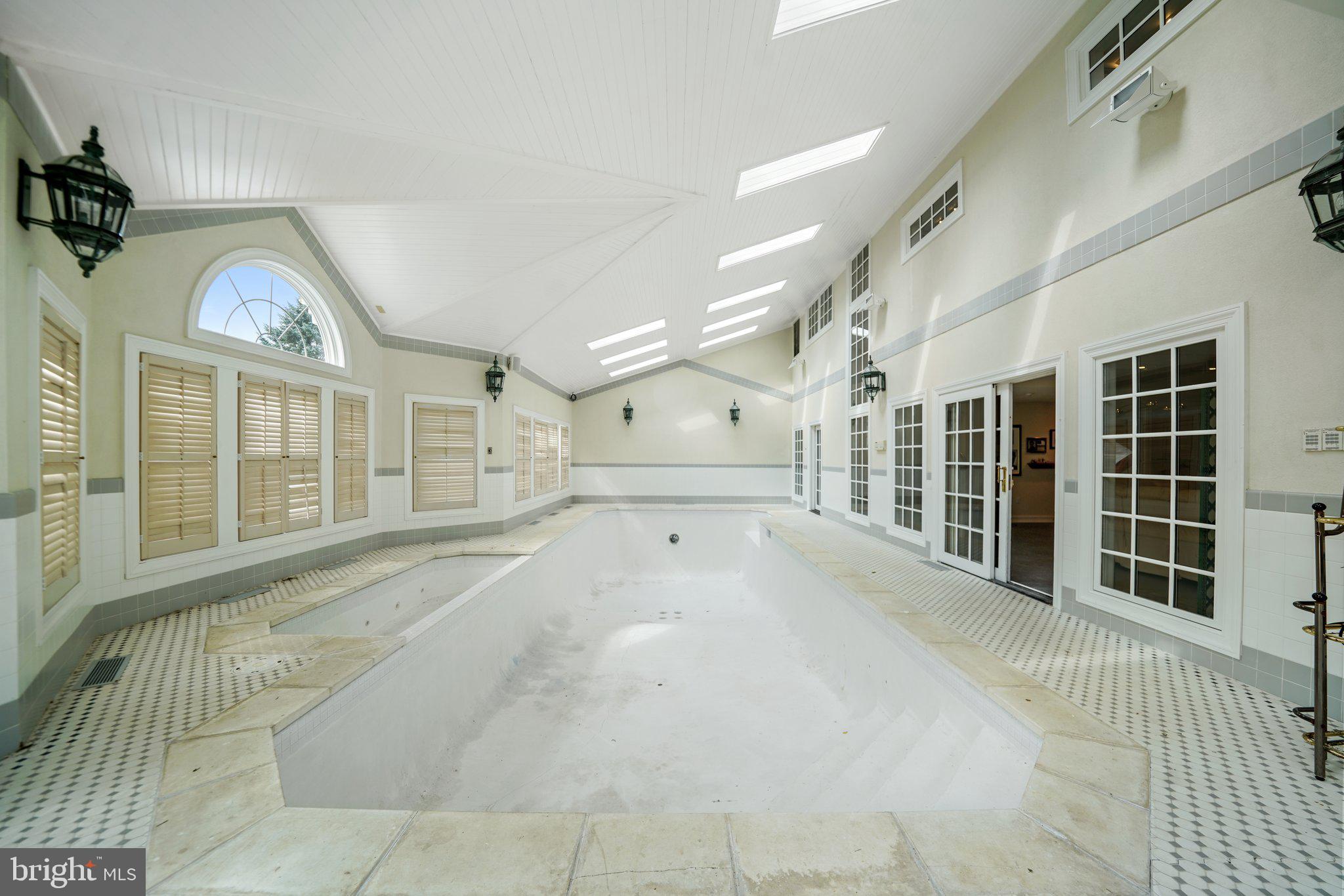 1018 Green Lane Road Malvern, PA 19355 - Photo 78 of 98 In-door Pool