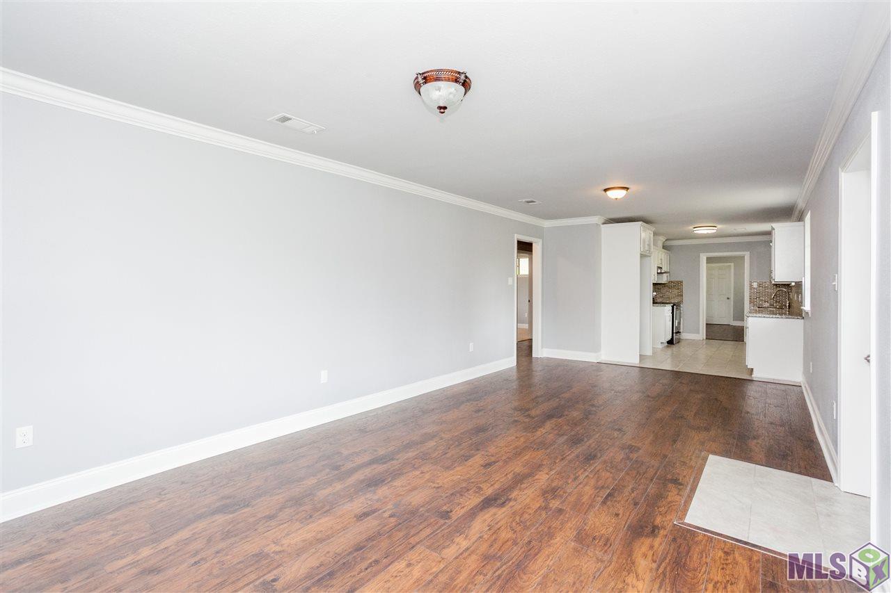 810 East Rome Street Gonzales, LA 70737 - Photo 4 of 11 Gallery Image 4