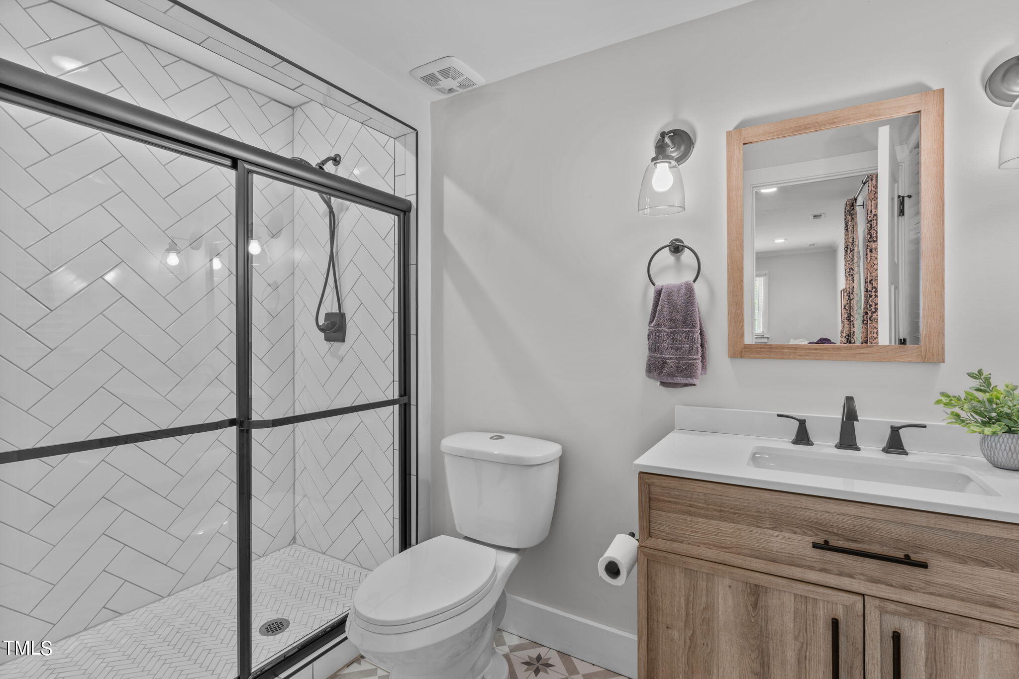 517 Compton Road Raleigh, NC 27609 - Photo 32 of 51 A-28