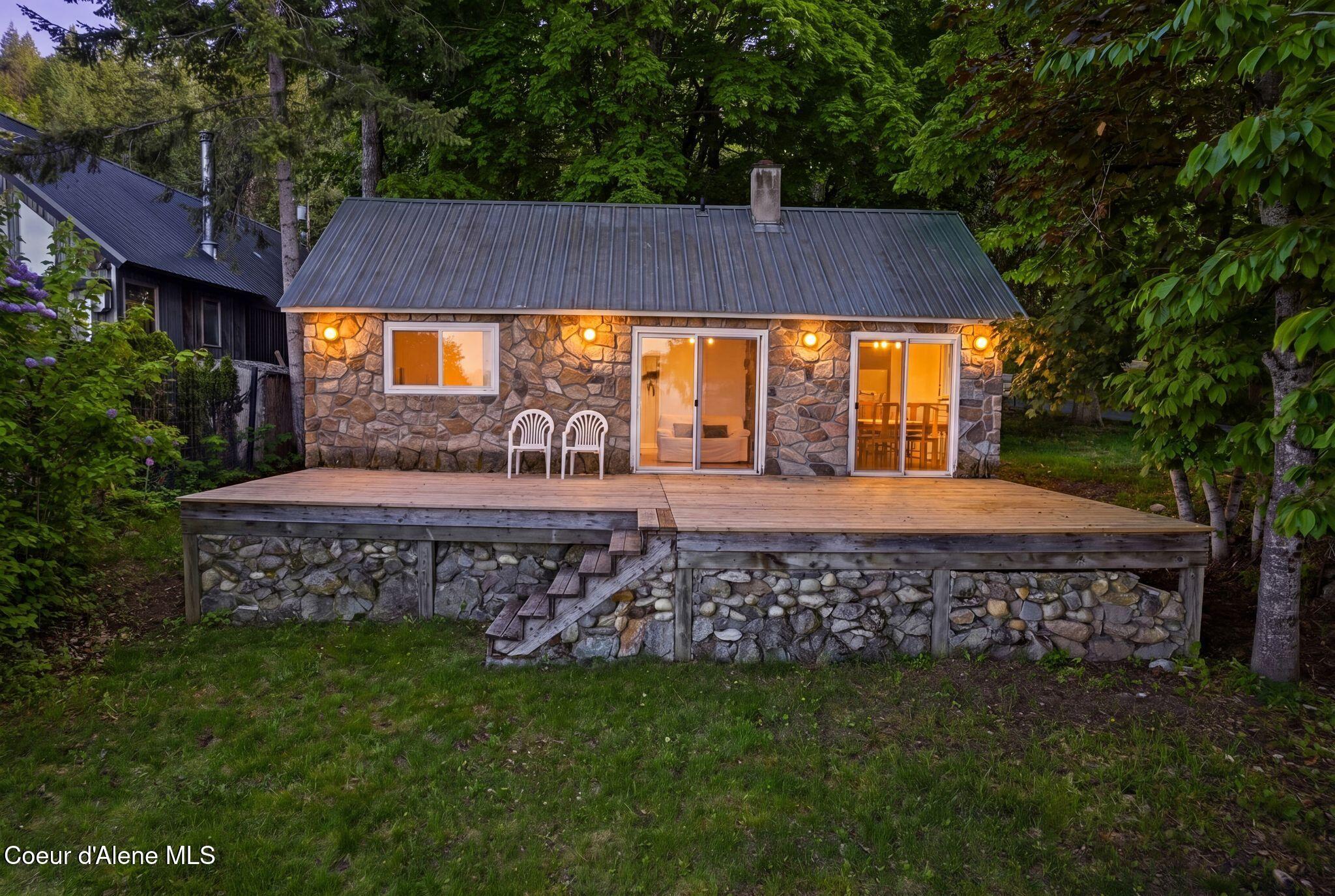 5495 Bottle Bay Road Sagle, ID 83860 - Photo 40 of 44 .