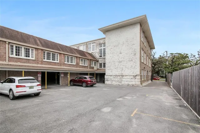 $262,500 | 1215 Louisiana Avenue, Unit 103, New Orleans, LA 70115