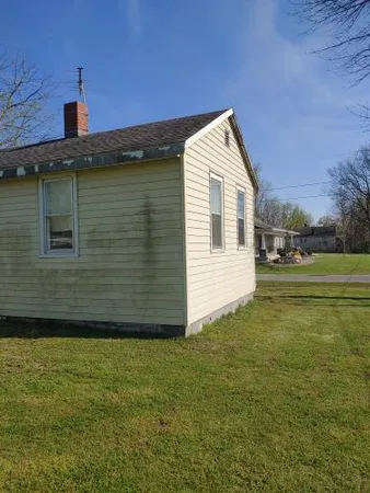 $40,000 | 605 West Hamilton Street, Bunker Hill, IL 62014