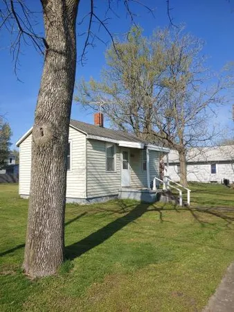 $40,000 | 605 West Hamilton Street, Bunker Hill, IL 62014
