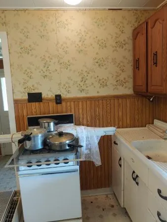 $40,000 | 605 West Hamilton Street, Bunker Hill, IL 62014