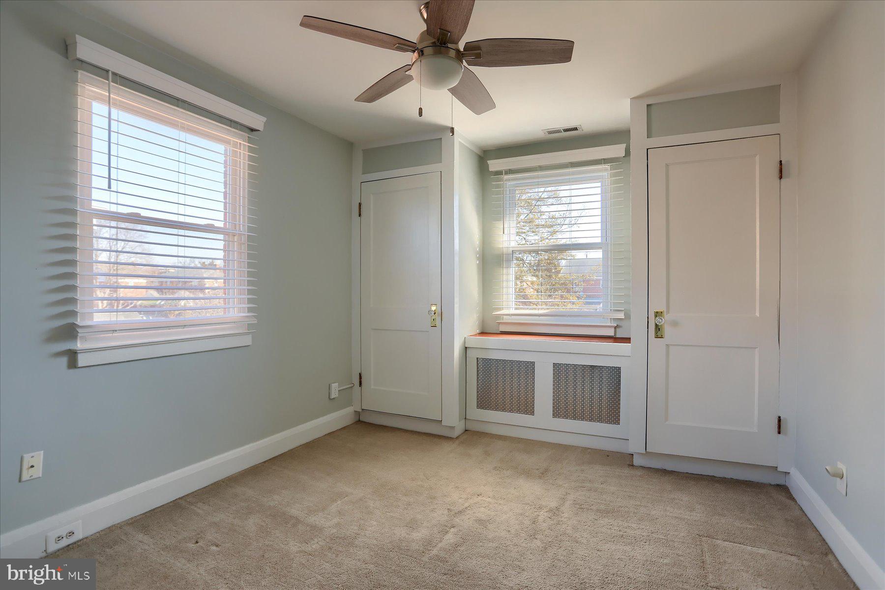 2616 Liberty Parkway Baltimore, MD 21222 - Photo 16 of 41 a view of an empty room with a window