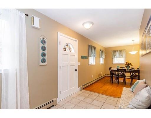 21 Old County Road Amesbury, MA 01913 - Photo 3 of 30 Gallery Image 3