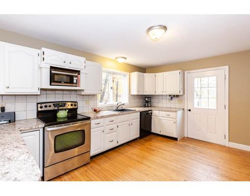 21 Old County Road Amesbury, MA 01913 - Photo 10 of 30 Gallery Image 10