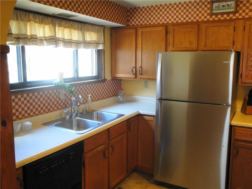 154 Midvale Road Big Beaver, PA 16157 - Photo 6 of 16 Gallery Image 6