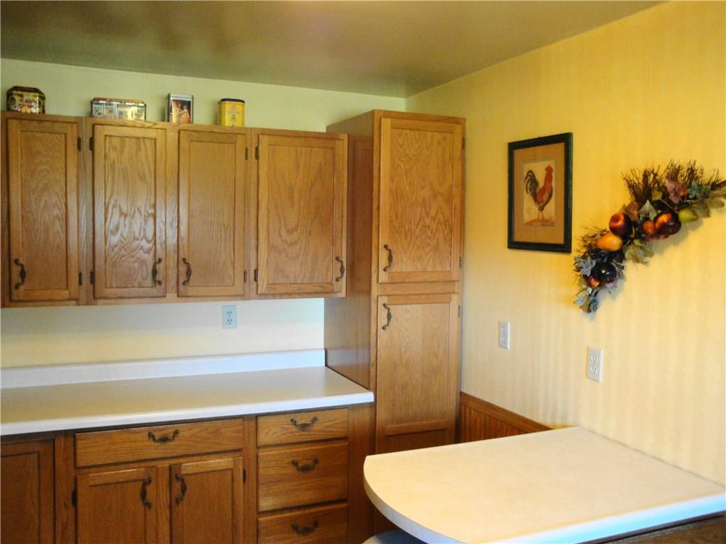 154 Midvale Road Big Beaver, PA 16157 - Photo 7 of 16 Gallery Image 7
