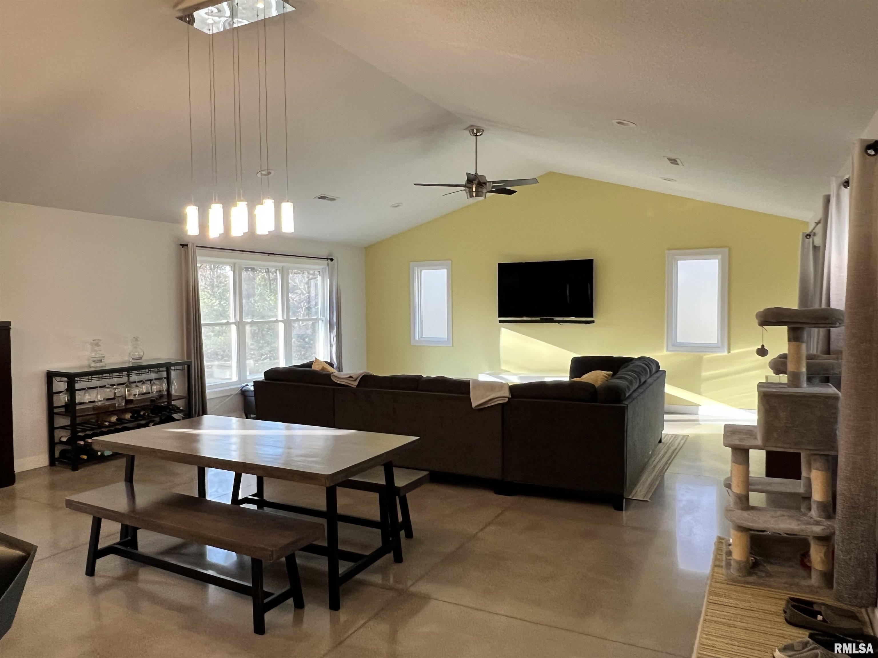 883 230th Street Viola, IL 61486 - Photo 20 of 42 Gallery Image 20