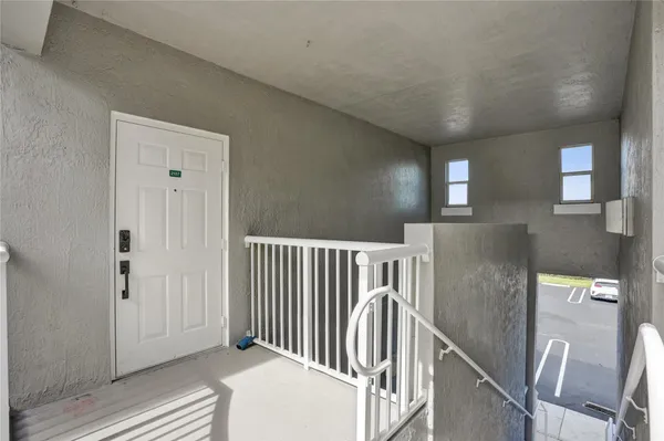 $2,350 | 2137 Shoma Drive, Unit 156 BLDG 17, Wellington, FL 33414