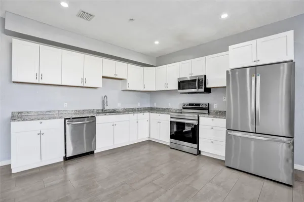 $2,350 | 2137 Shoma Drive, Unit 156 BLDG 17, Wellington, FL 33414