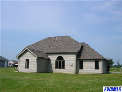 644 North Waters Edge Drive Decatur, IN 46733 - Photo 3 of 10