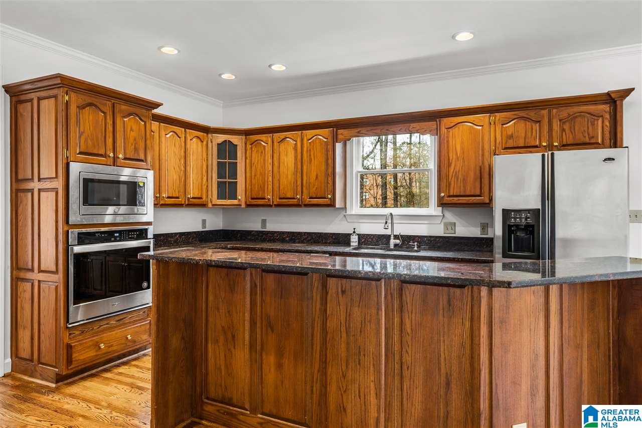 321 Trace Ridge Road Birmingham, AL 35244 - Photo 16 of 34