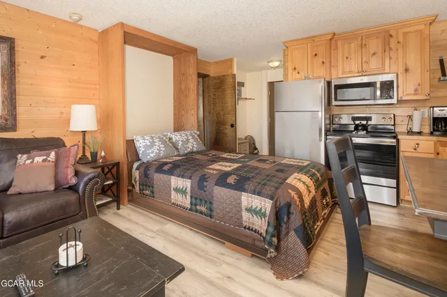 $300,000 | 62927 Us Hwy 40 (doors 547 & 549), Granby, CO 80446