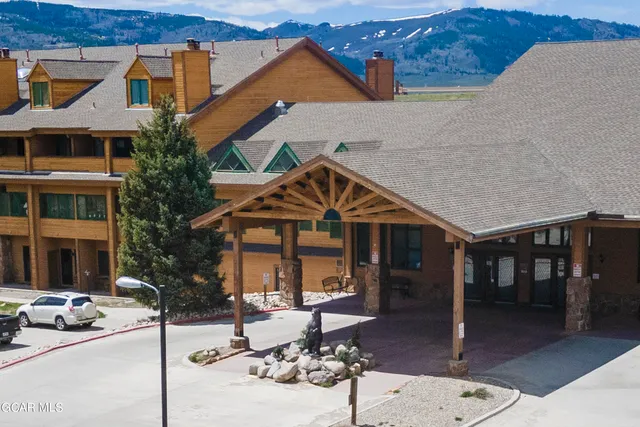 $300,000 | 62927 Us Hwy 40 (doors 547 & 549), Granby, CO 80446
