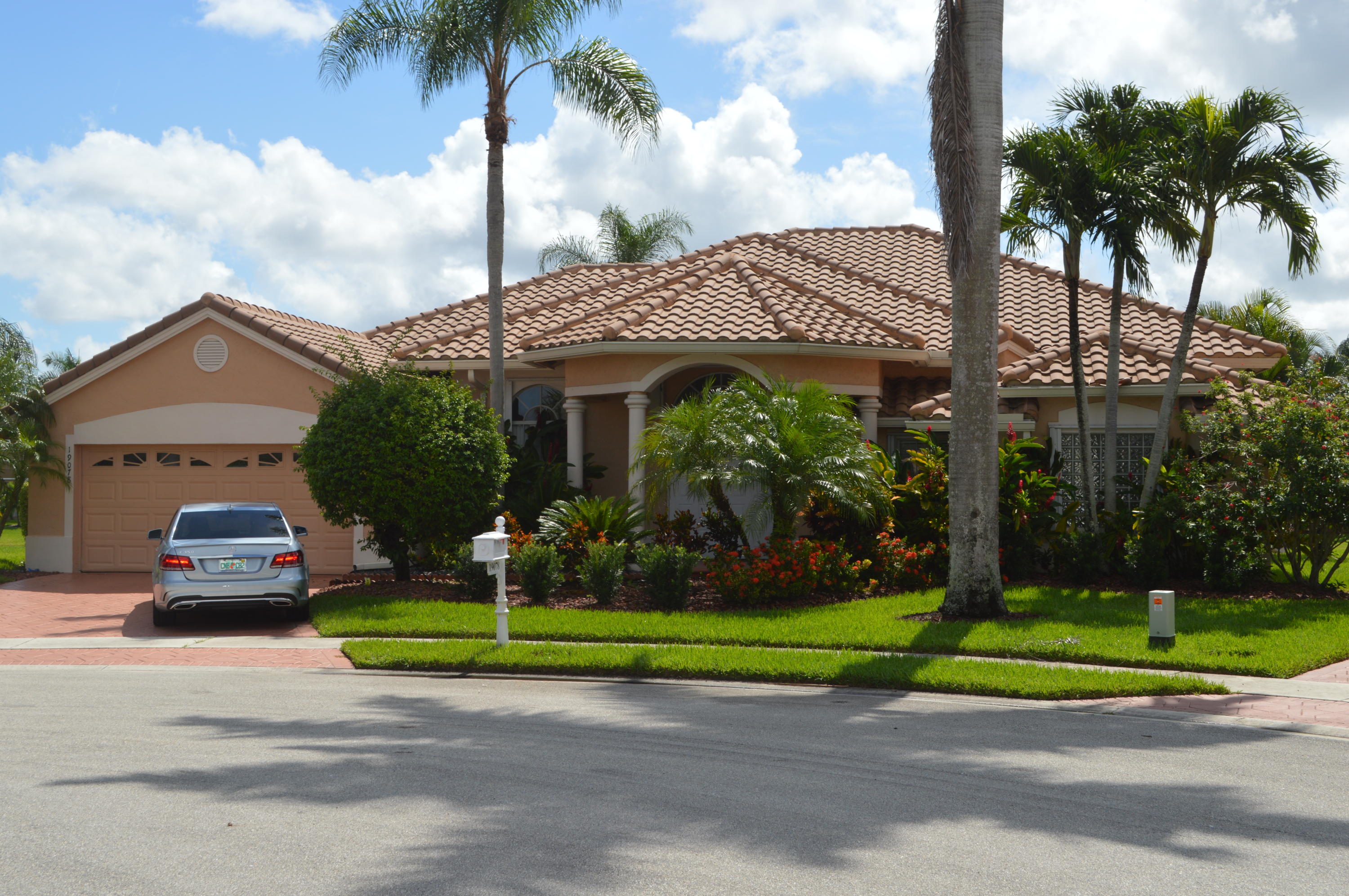 19078 Cloister Lake Lane Boca Raton, FL 33498 - Photo 2 of 75 2017-08-22 11.07.35