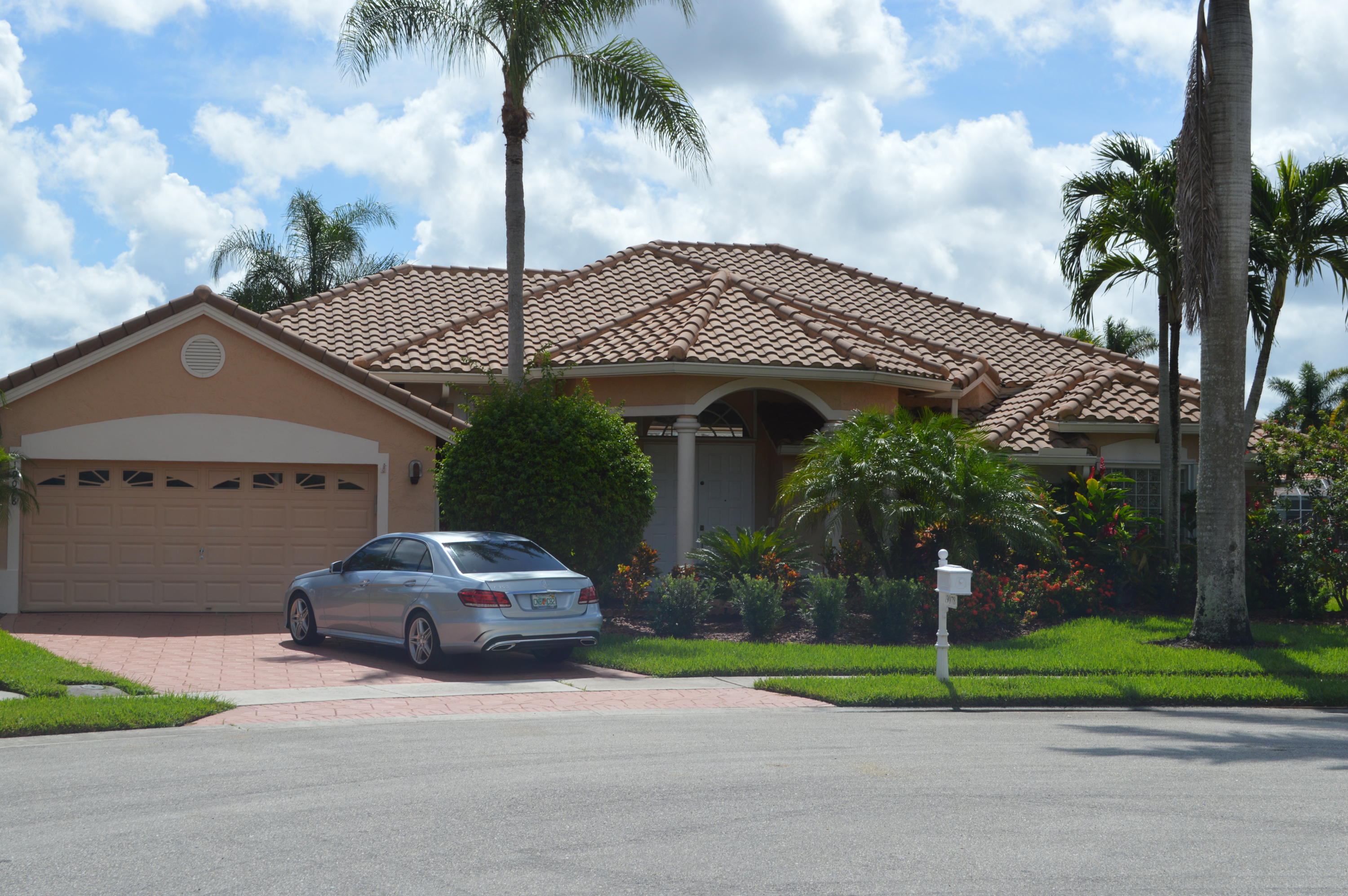 19078 Cloister Lake Lane Boca Raton, FL 33498 - Photo 3 of 75 2017-08-22 11.07.57
