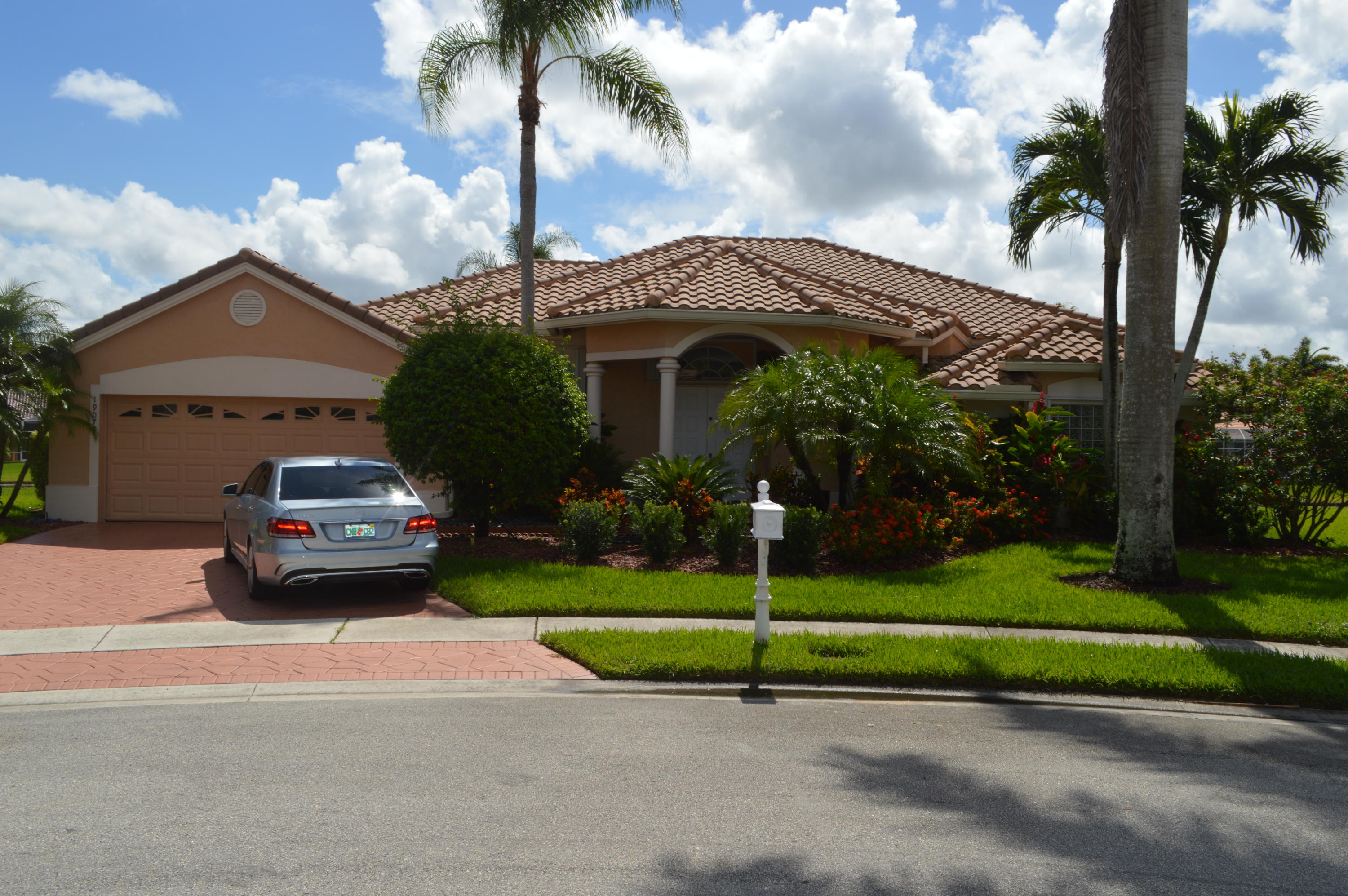 19078 Cloister Lake Lane Boca Raton, FL 33498 - Photo 4 of 75 2017-08-22 11.08.21