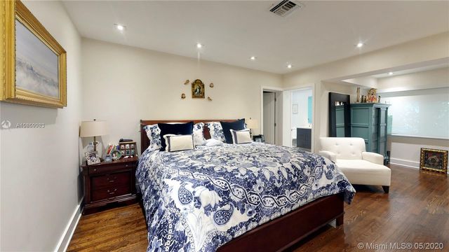 $1,150,000 | 4915 Alhambra Circle, Coral Gables, FL 33146