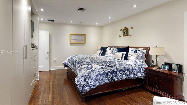 $1,150,000 | 4915 Alhambra Circle, Coral Gables, FL 33146