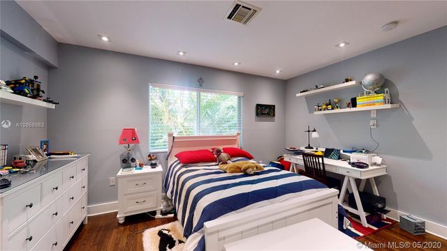 $1,150,000 | 4915 Alhambra Circle, Coral Gables, FL 33146