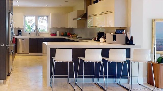 $1,150,000 | 4915 Alhambra Circle, Coral Gables, FL 33146