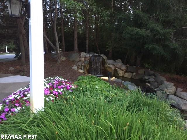 21735 River Ridge Trail Farmington Hills, MI 48335 - Photo 15 of 19