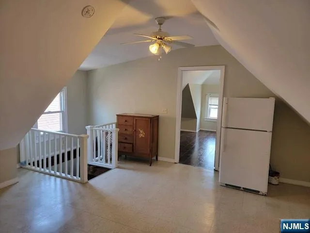 a view of livingroom with furniture and entryway