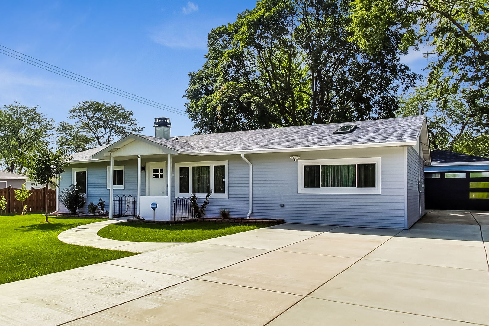 330 Greenwood Road Glenview, IL 60025 - Photo 3 of 30