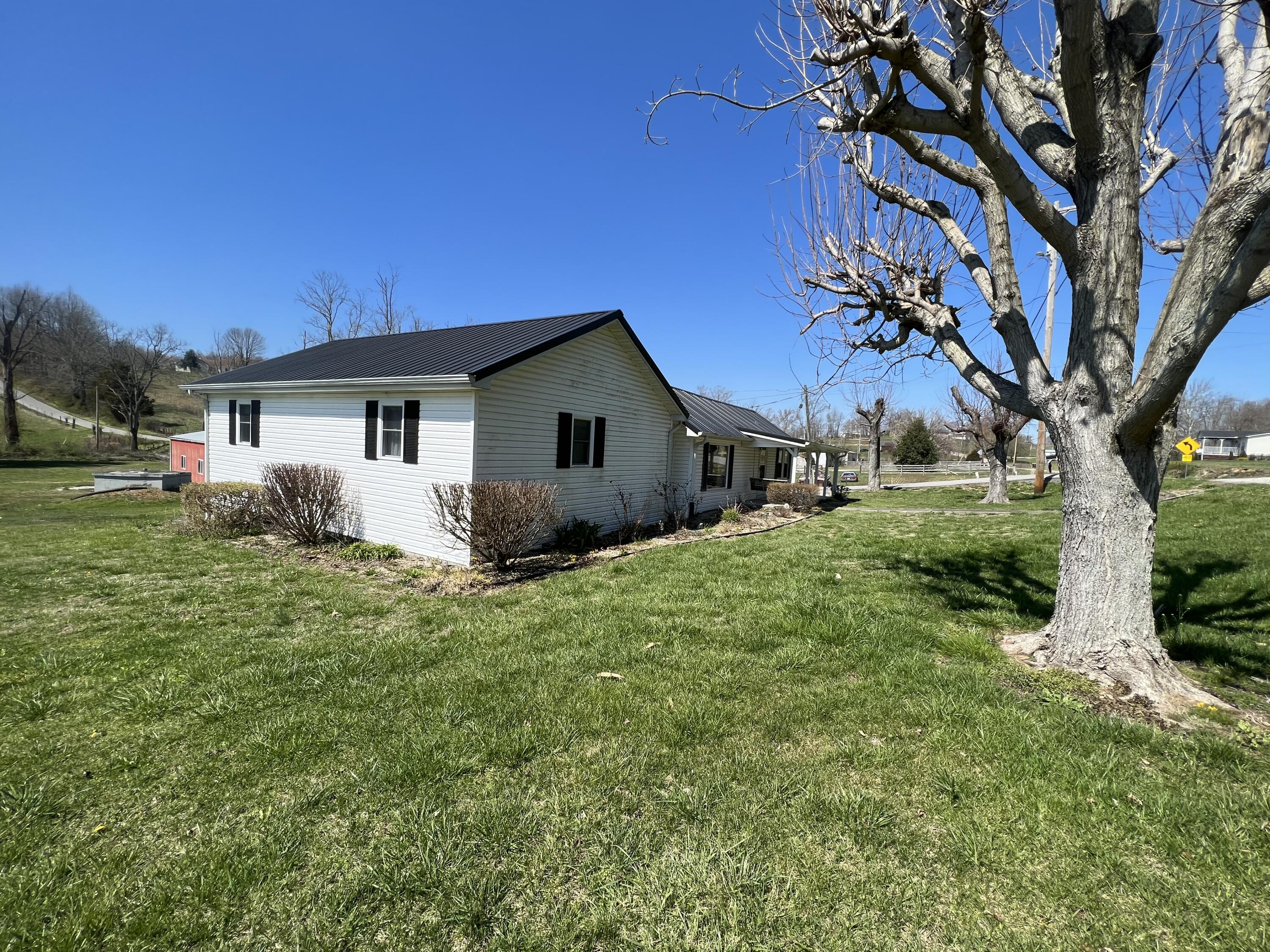 1905 Ottawa Church Road Brodhead, KY 40409 - Photo 5 of 39 E1FA235B-B81D-44DC-B0AC-CD4B968DADAF