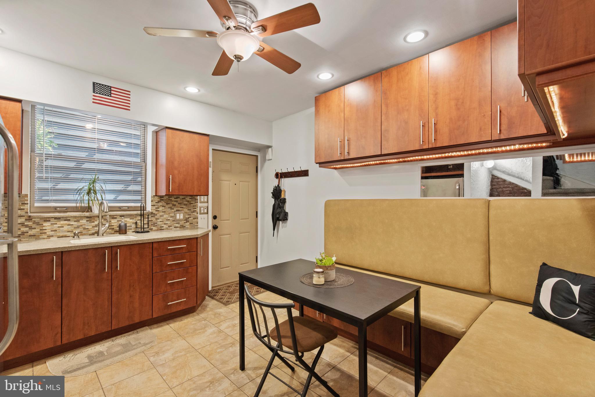 617 South 7th Street, Unit B Philadelphia, PA 19147 - Photo 2 of 15