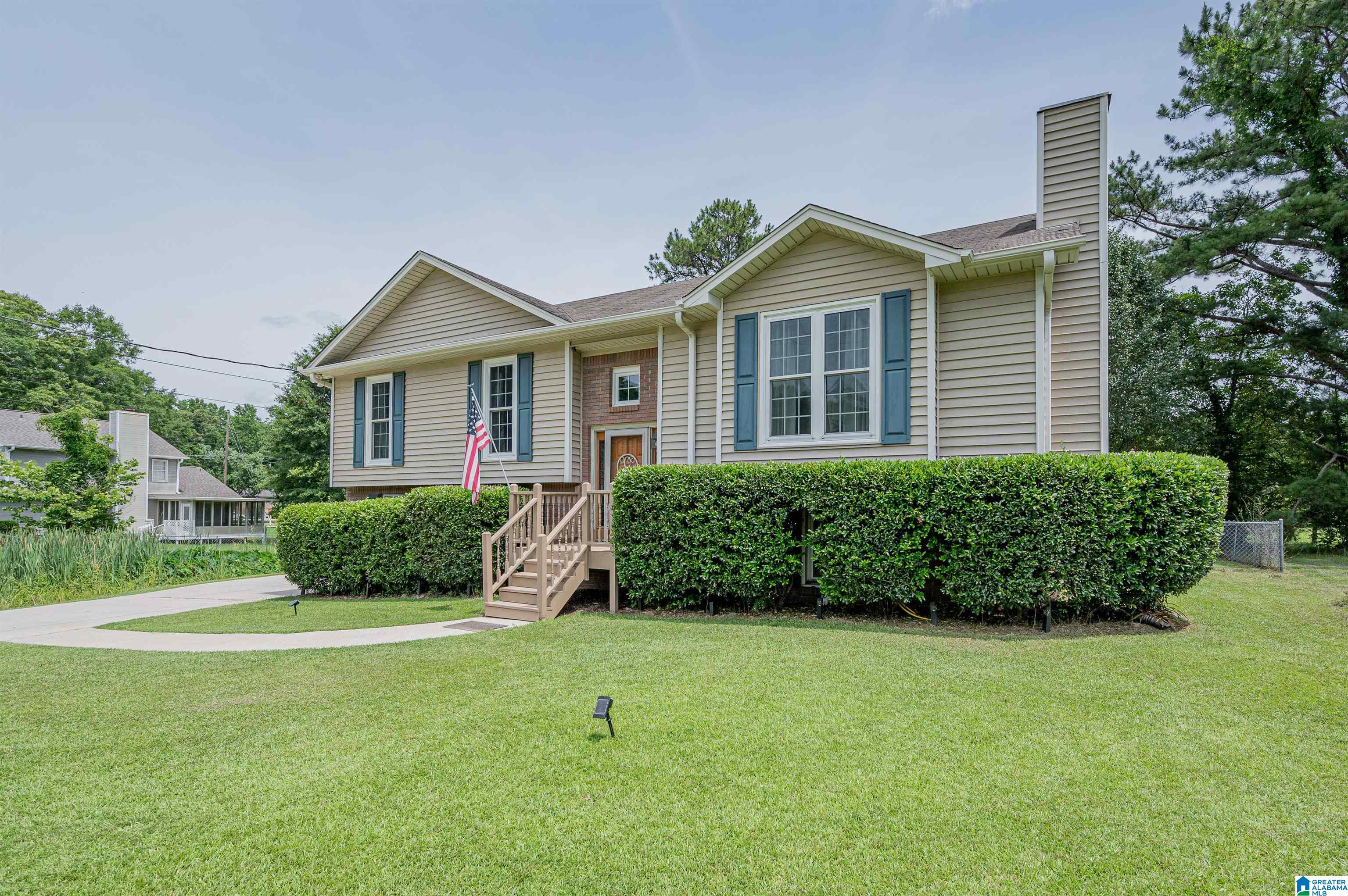 100 Hickory Street Alabaster, AL 35114 - Photo 2 of 48