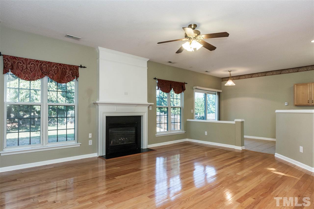 313 Grassy Point Road Apex, NC 27502 - Photo 6 of 25 Gallery Image 6