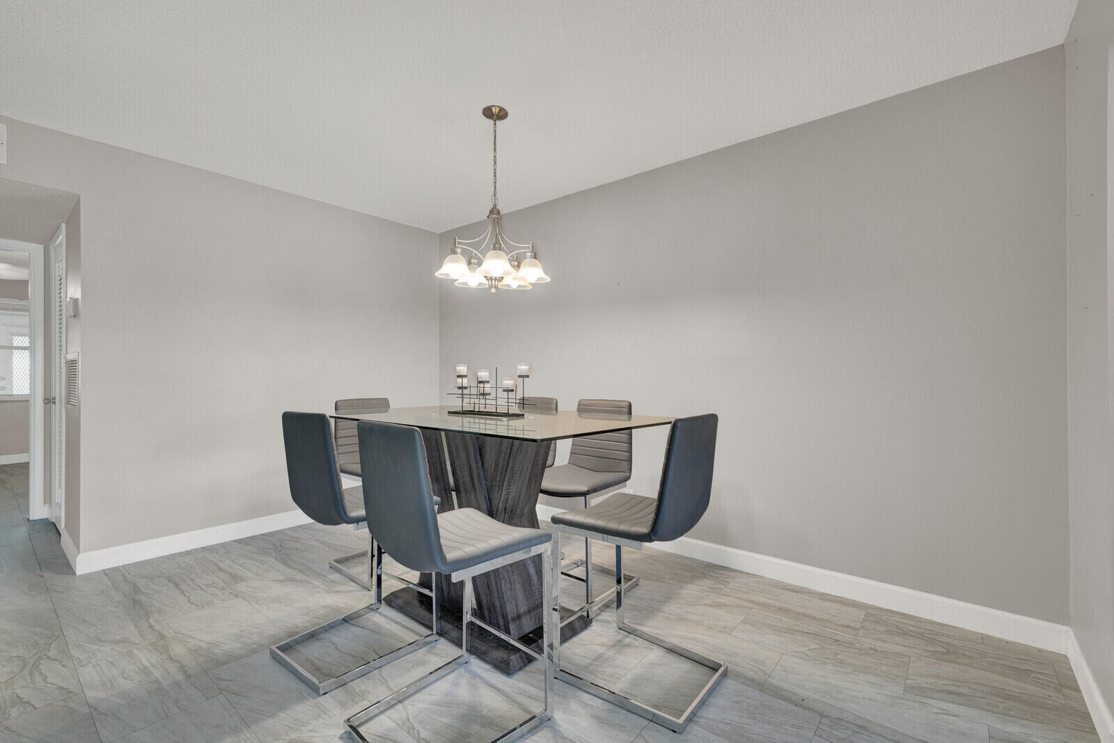 185 High Point Terrace East, Unit B Delray Beach, FL 33445 - Photo 8 of 22 09_Image_9_mls