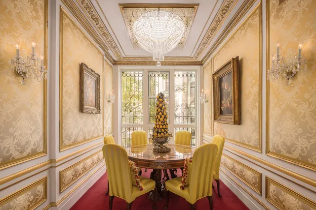 $17,900,000 | 10 East 64th Street | Lenox Hill