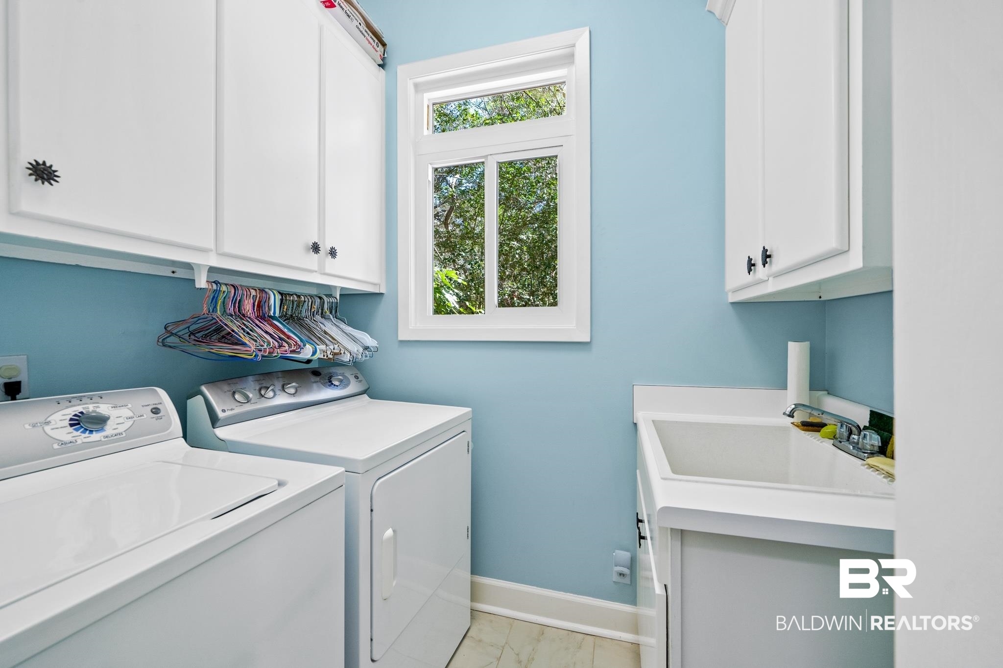 14335 County Road 9 Foley, AL 36535 - Photo 24 of 50 Laundry