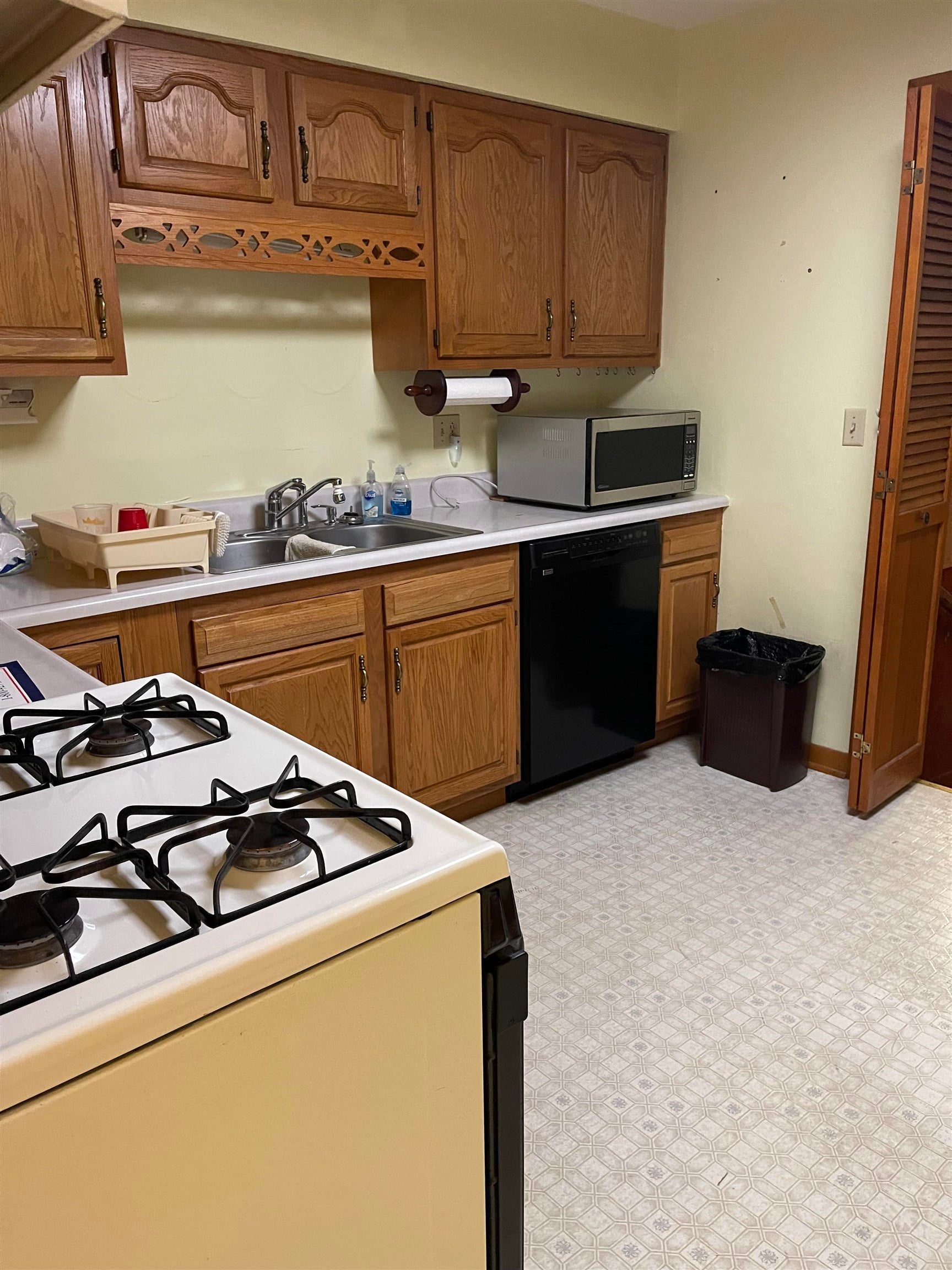 345 Goodwill Road Huntington, WV 25704 - Photo 8 of 23 Gallery Image 8
