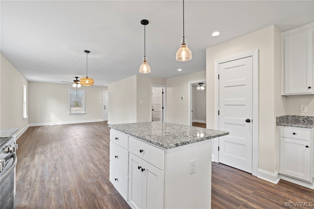 1548 Cartersville Road Goochland, VA 23063 - Photo 14 of 33 a view of kitchen and center island