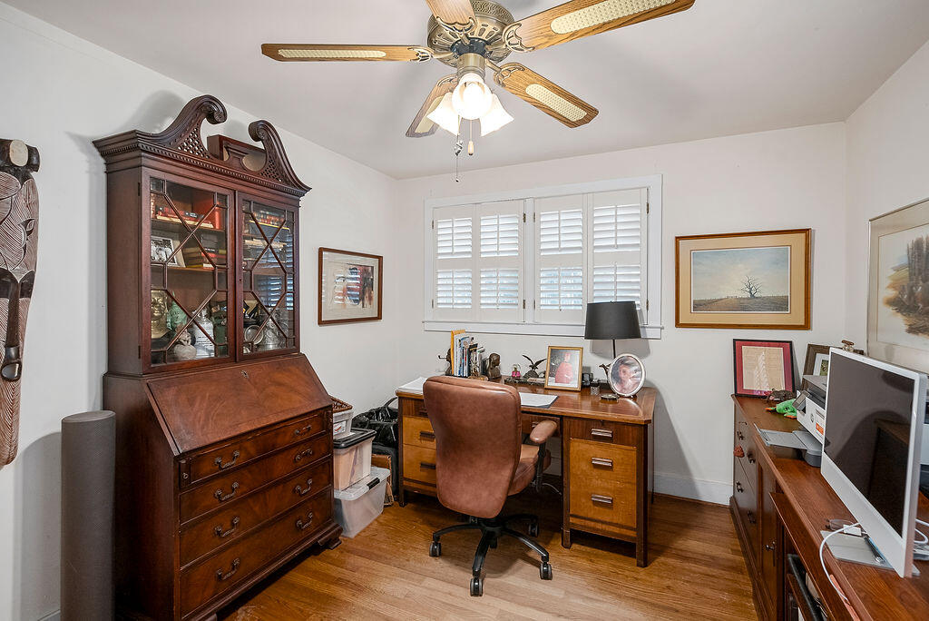 403 Banks Mill Road Southeast Aiken, SC 29801 - Photo 30 of 57 ?MeghannPadgett_403BanksMilInteriors-21