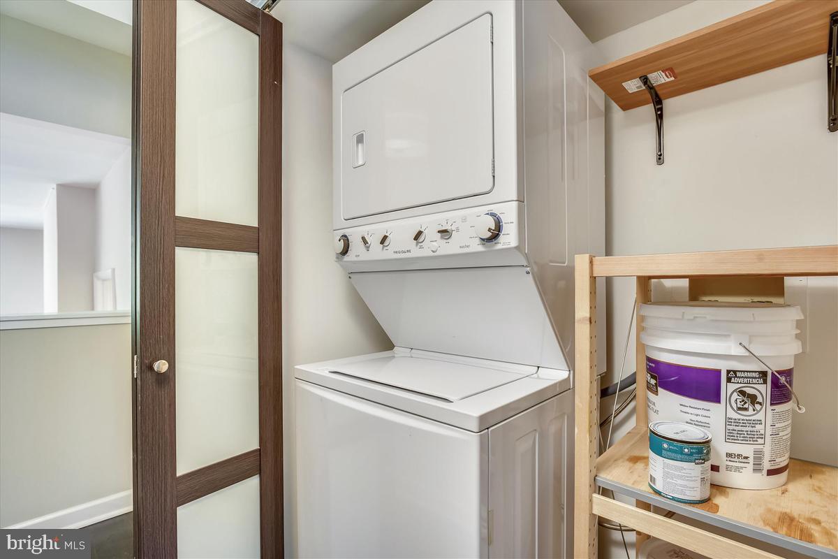 11564 Rolling Green Court, Unit 201 Reston, VA 20191 - Photo 25 of 29 Washer/Dryer on Bedroom Level