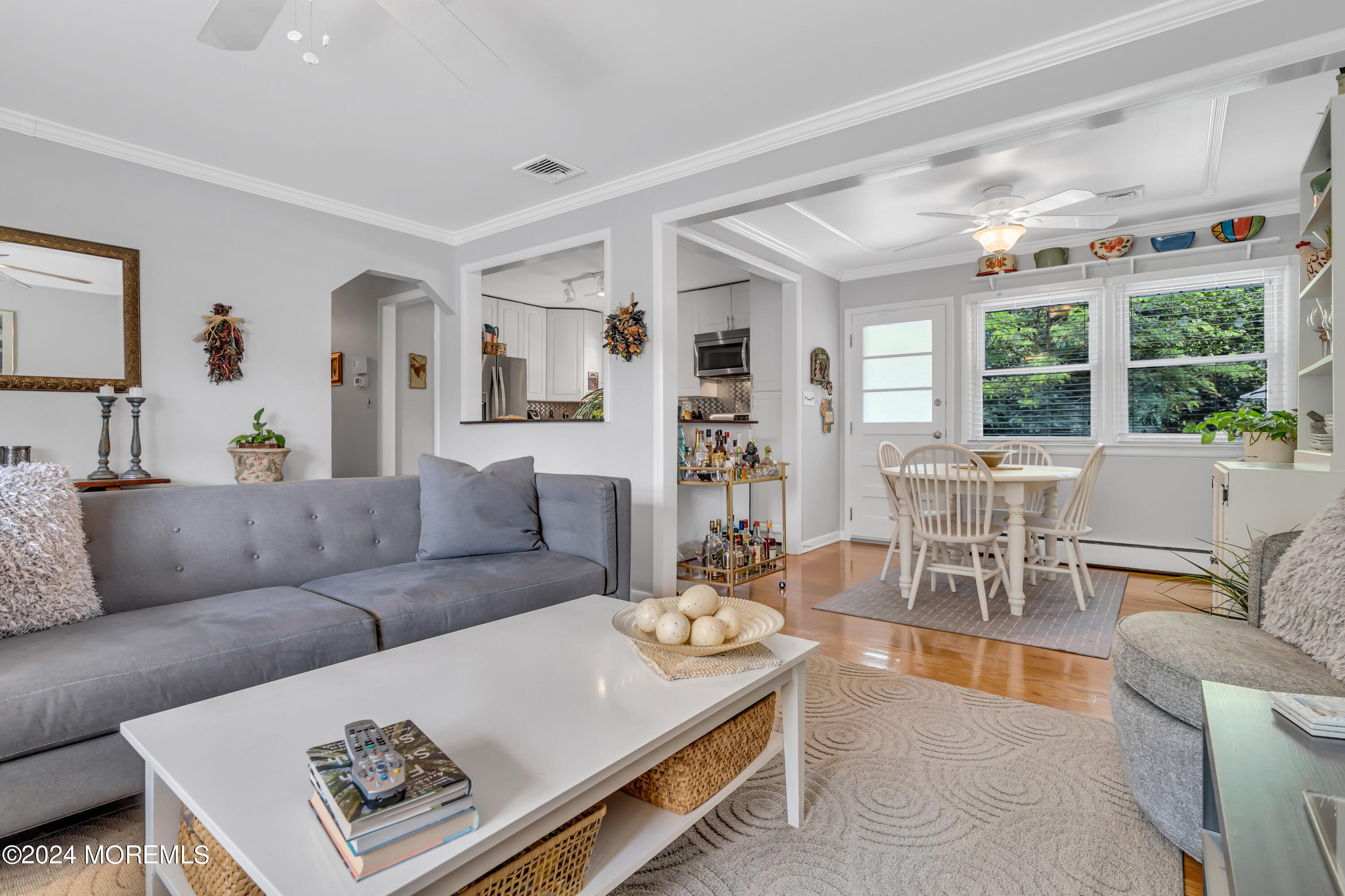 591 Wayside Road Neptune Township, NJ 07753 - Photo 16 of 51 011_dsc02644