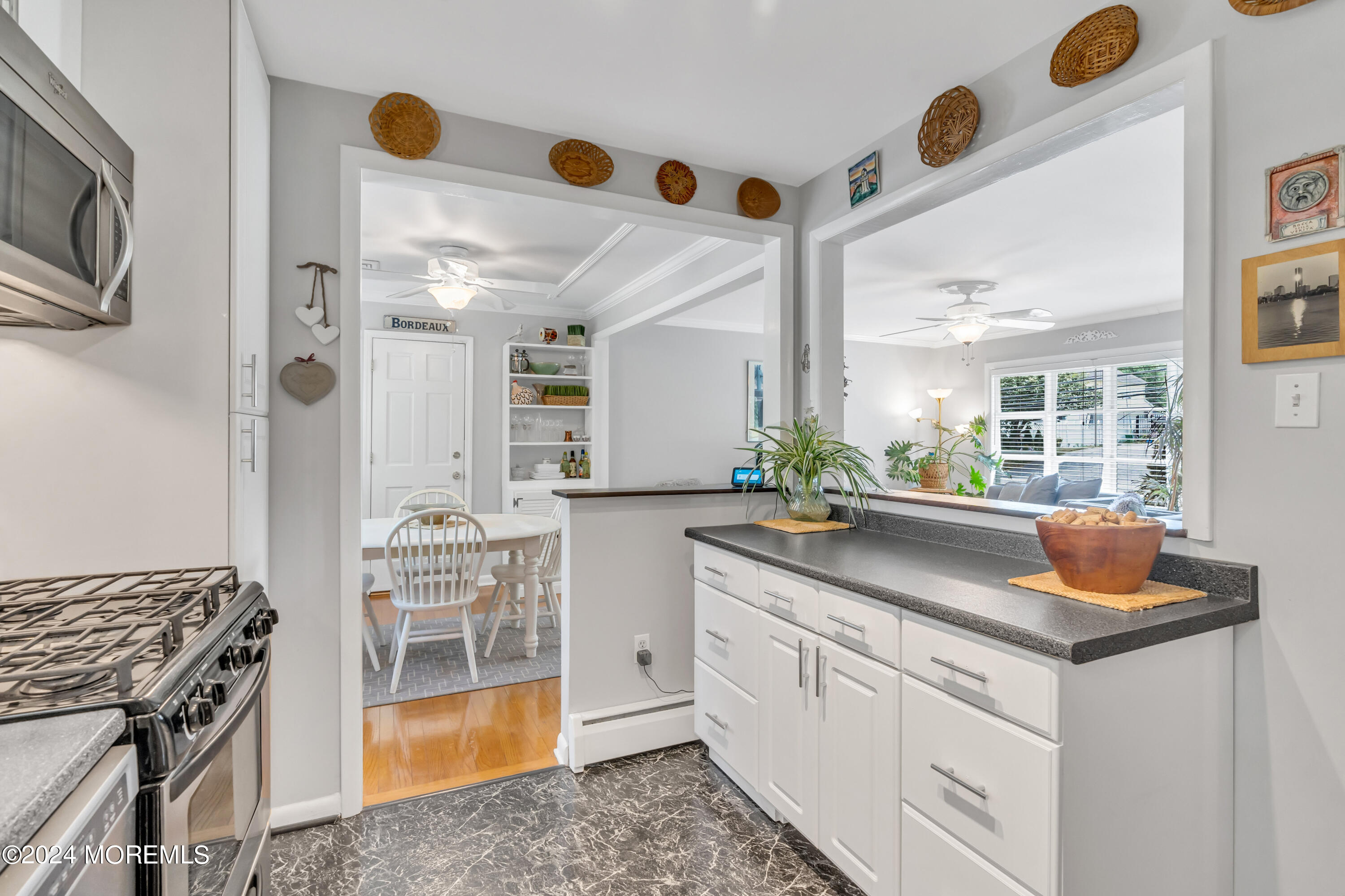 591 Wayside Road Neptune Township, NJ 07753 - Photo 26 of 51 021_dsc02609
