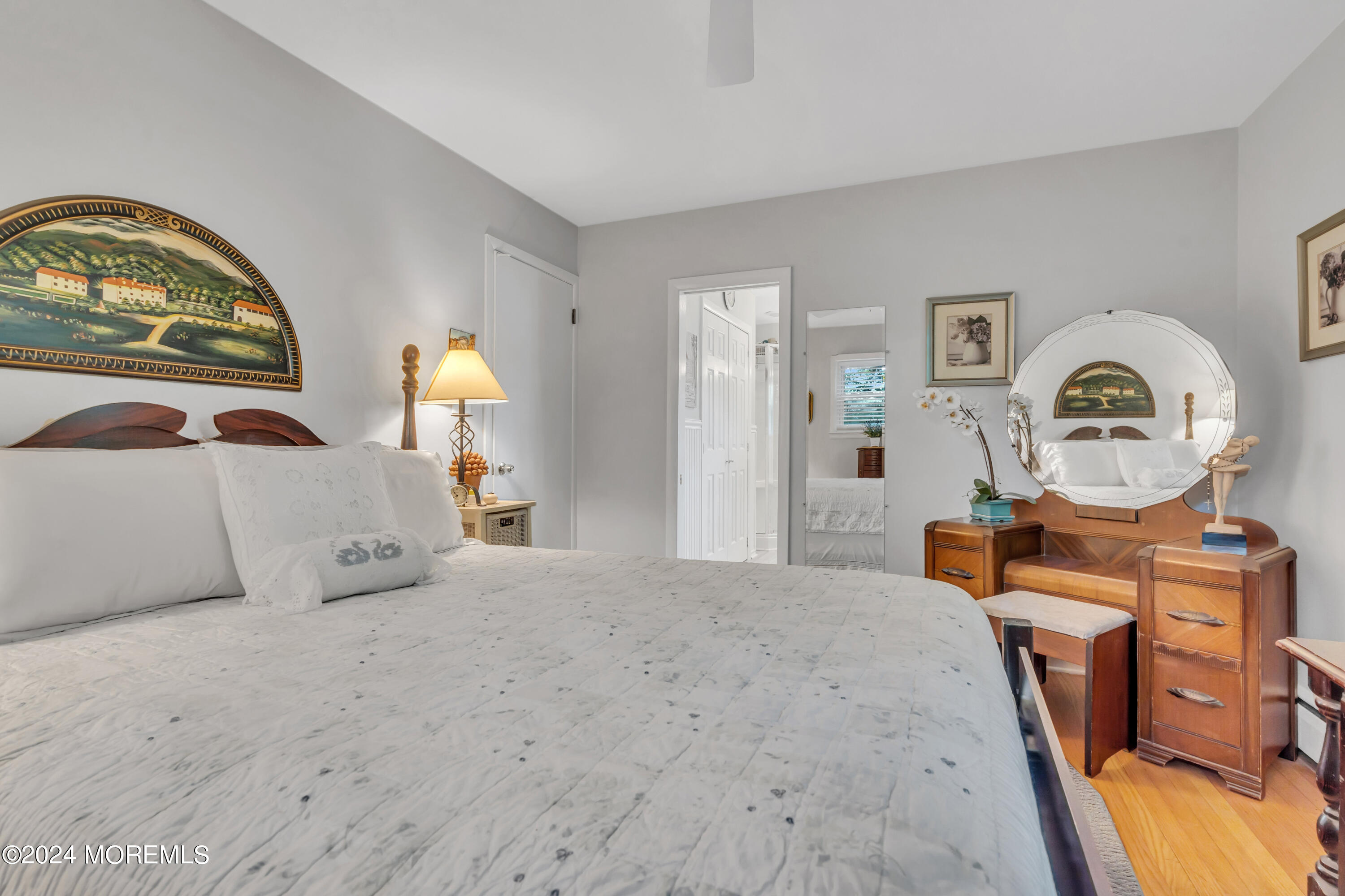 591 Wayside Road Neptune Township, NJ 07753 - Photo 28 of 51 030_dsc02559
