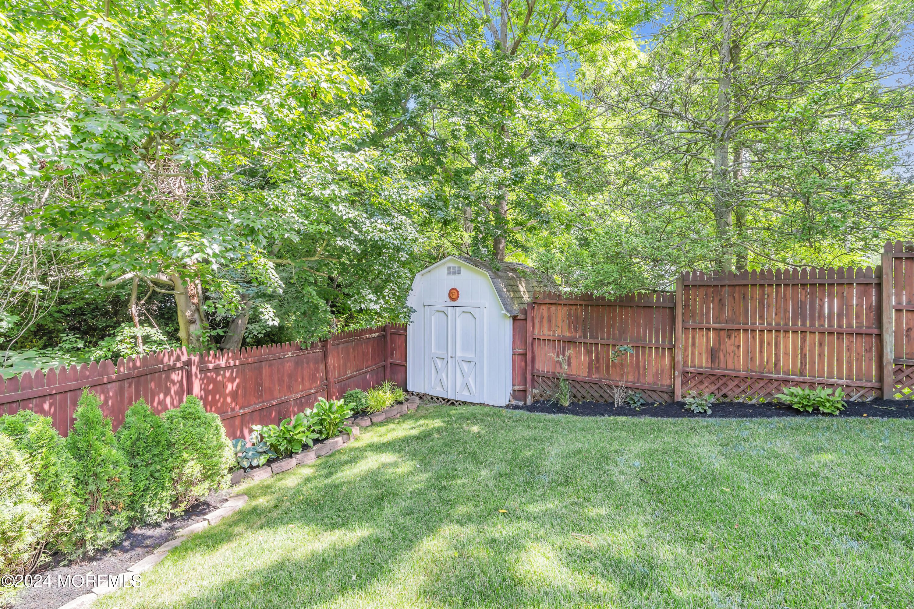 591 Wayside Road Neptune Township, NJ 07753 - Photo 44 of 51 046_dsc02734