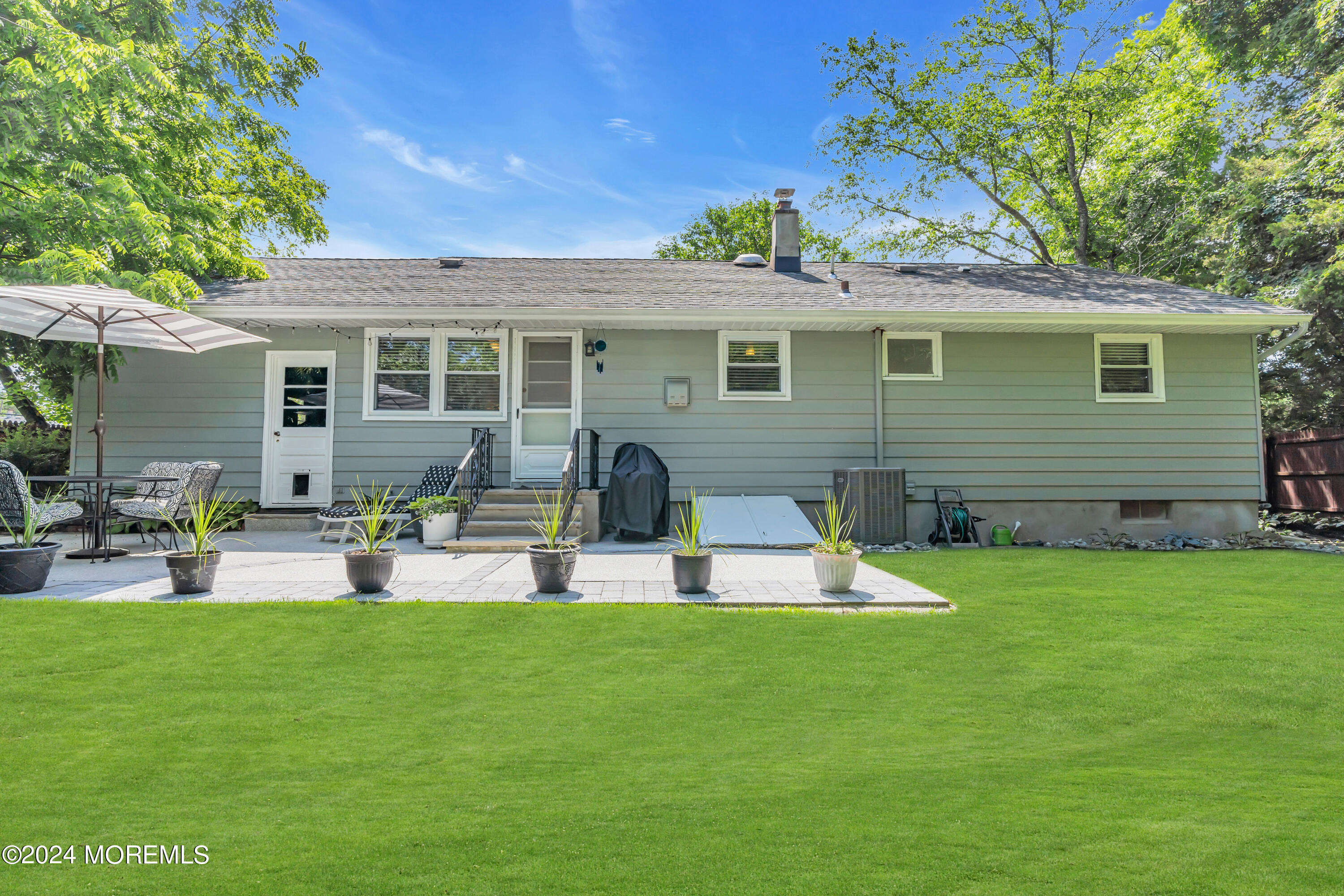 591 Wayside Road Neptune Township, NJ 07753 - Photo 47 of 51 041_dsc02729-1