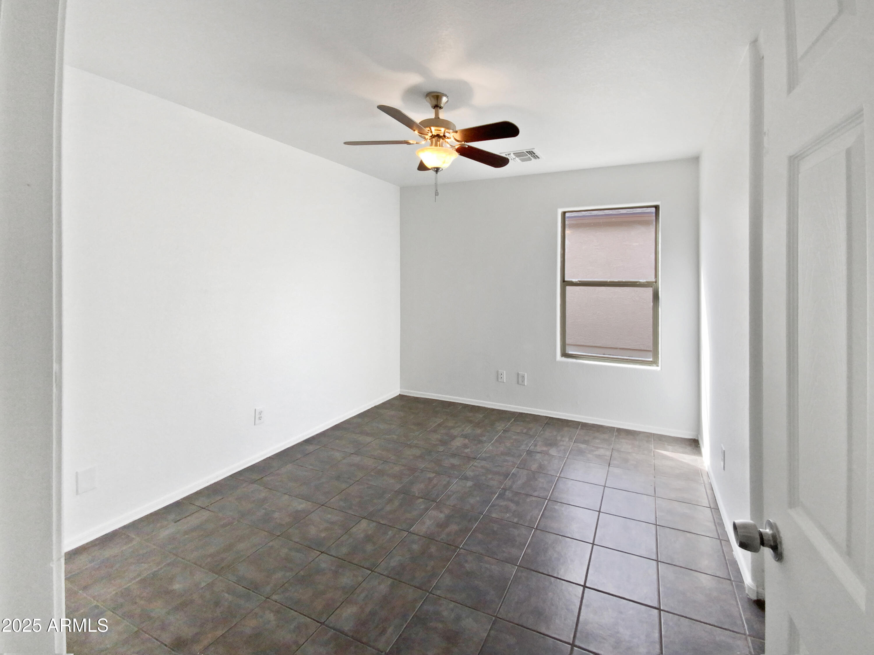 1639 East Desert Rose Trail San Tan Valley, AZ 85143 - Photo 5 of 18 listing_4